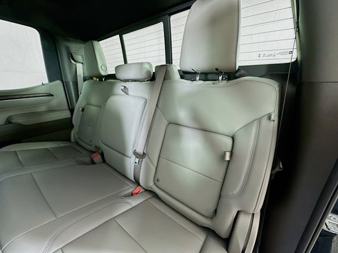 Used 2024 GMC Sierra 1500 SLT w/ SLT Premium Plus Package image 25