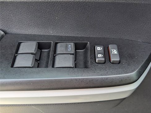 Used 2021 Toyota Tundra SR image 18