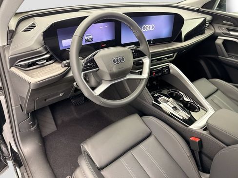 Used 2026 Audi Q5 Premium Plus w/ Premium Plus AWD/4WD image 9