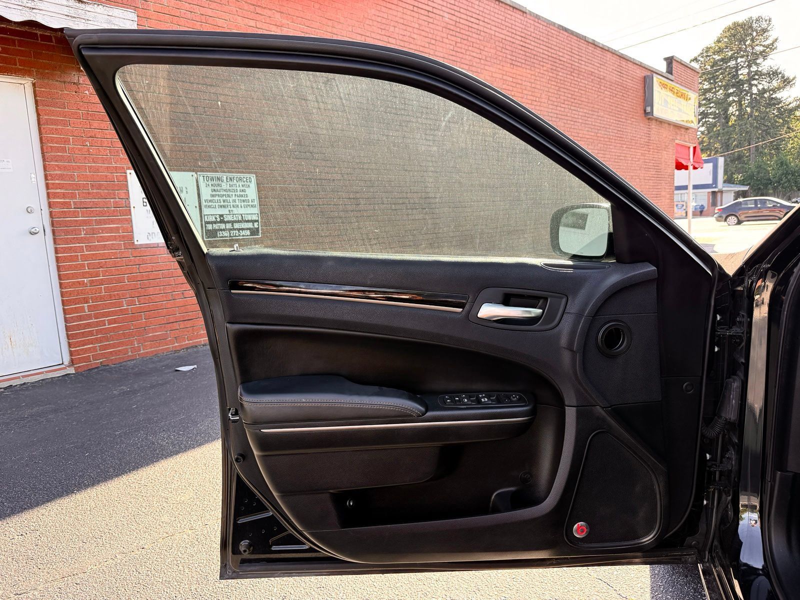 Used 2016 Chrysler 300 S RWD image 13