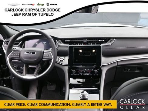 New 2025 Jeep Grand Cherokee Altitude image 39