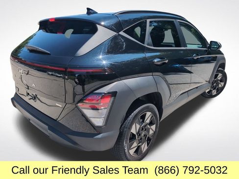 Used 2025 Hyundai Kona SEL AWD/4WD image 6