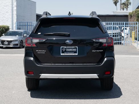 Used 2023 Subaru Outback Limited AWD/4WD image 5