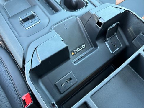 New 2025 GMC Sierra 2500 AT4 w/ AT4 Premium Plus Package image 27