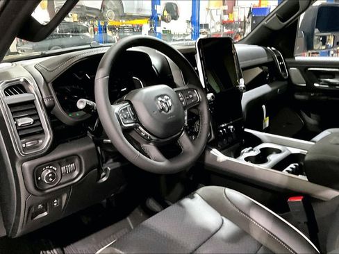 New 2026 RAM 1500 Laramie AWD/4WD image 6