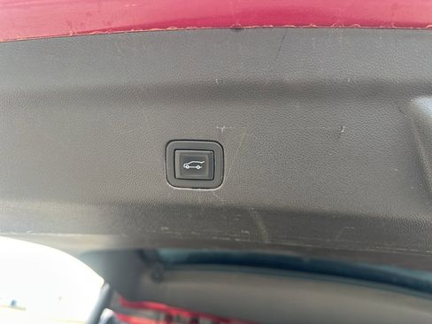 Used 2021 Cadillac Escalade Sport w/ Driver Assist Tech Package image 41