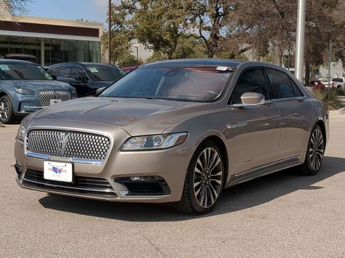 Used 2019 Lincoln Continental Reserve image 7