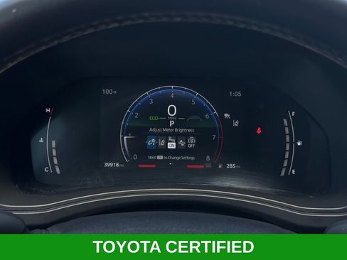 Used 2025 Toyota Grand Highlander AWD image 14