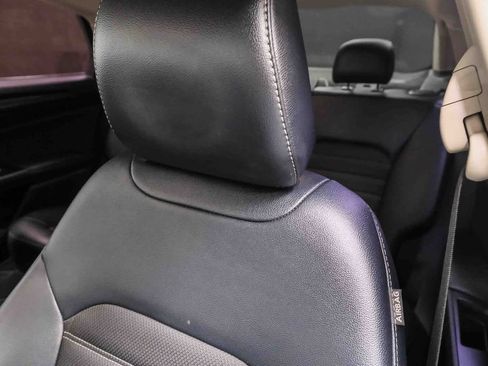 Used 2018 Ford Fusion SE w/ Equipment Group 201A image 22