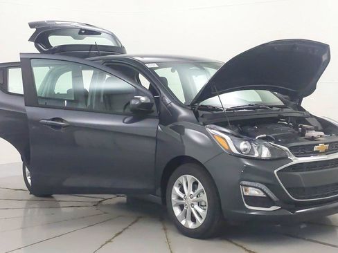 Used 2022 Chevrolet Spark LT FWD image 4