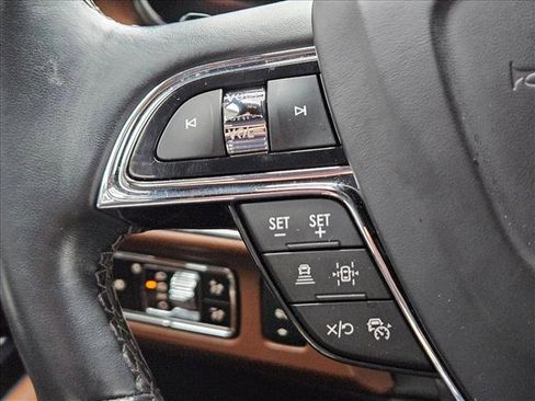 Used 2023 Lincoln Navigator Reserve AWD/4WD image 25