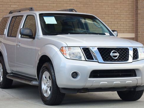 Used 2008 Nissan Pathfinder S AWD/4WD image 6