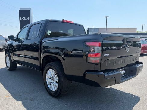 Used 2023 Nissan Frontier SV AWD/4WD image 5
