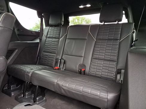 Used 2023 Cadillac Escalade Sport Platinum AWD/4WD image 10