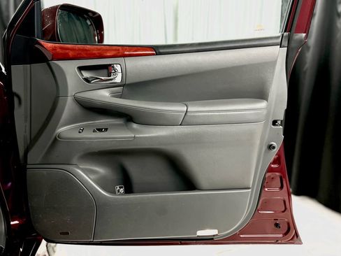 Used 2008 Lexus LX 570 4WD image 45