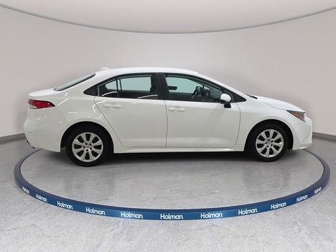 Certified 2025 Toyota Corolla LE image 4