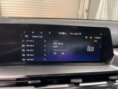 Used 2025 Kia Telluride S image 34