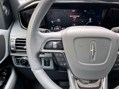 Used 2021 Lincoln Navigator Reserve RWD image 24
