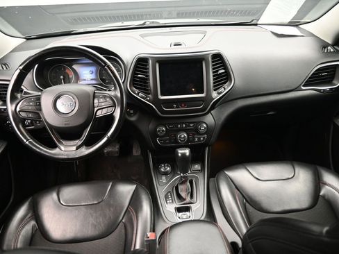 Used 2020 Jeep Cherokee Trailhawk w/ Comfort/Convenience Group image 22