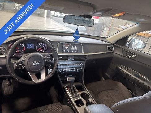 Used 2020 Kia Optima LX image 5