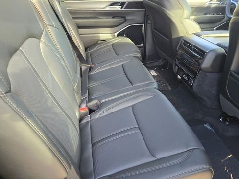 New 2026 Jeep Grand Wagoneer Limited image 10