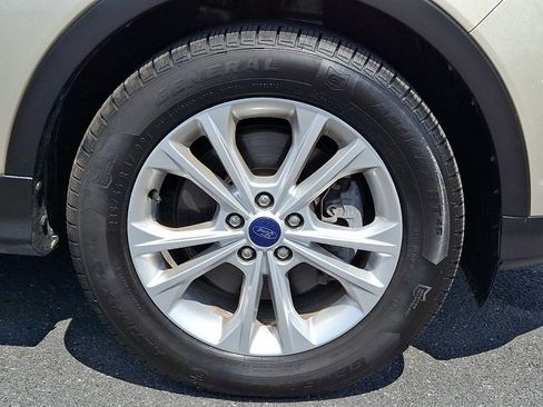 Used 2018 Ford Escape SEL AWD/4WD image 8
