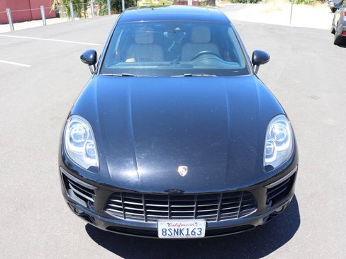 Used 2017 Porsche Macan AWD/4WD image 2