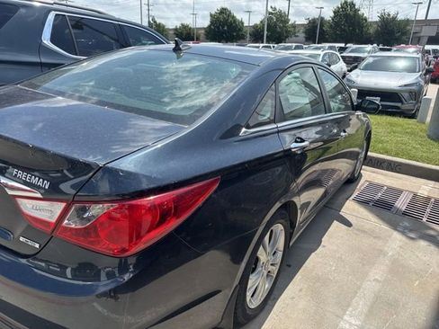 Used 2011 Hyundai Sonata Limited FWD image 4