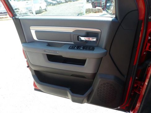Used 2016 RAM 1500 Big Horn AWD/4WD image 38