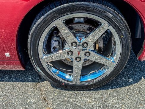 Used 2007 Chevrolet Corvette Coupe w/ Preferred Equipment Group RWD image 21