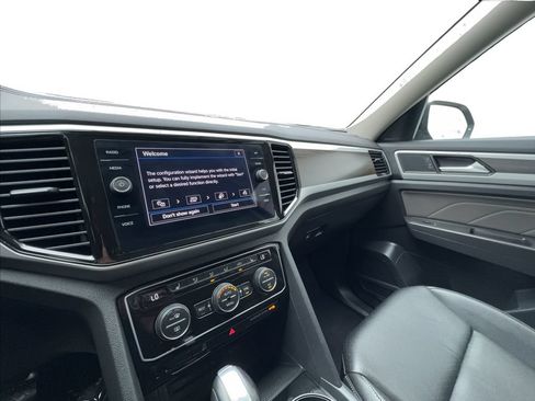 Used 2023 Volkswagen Atlas SE w/ Black Wheel Package FWD image 44