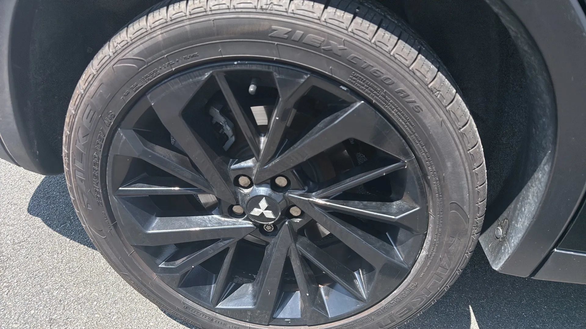 Used 2024 Mitsubishi Outlander FWD image 13