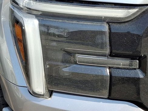 Used 2024 Ford F150 Lariat w/ FX4 Off-Road Package image 2