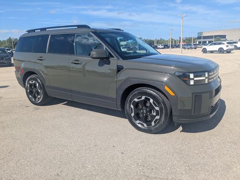 Used 2024 Hyundai Santa Fe SEL image 2