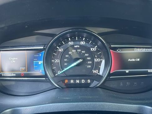 Used 2016 Ford Explorer XLT w/ Equipment Group 202A AWD/4WD image 13