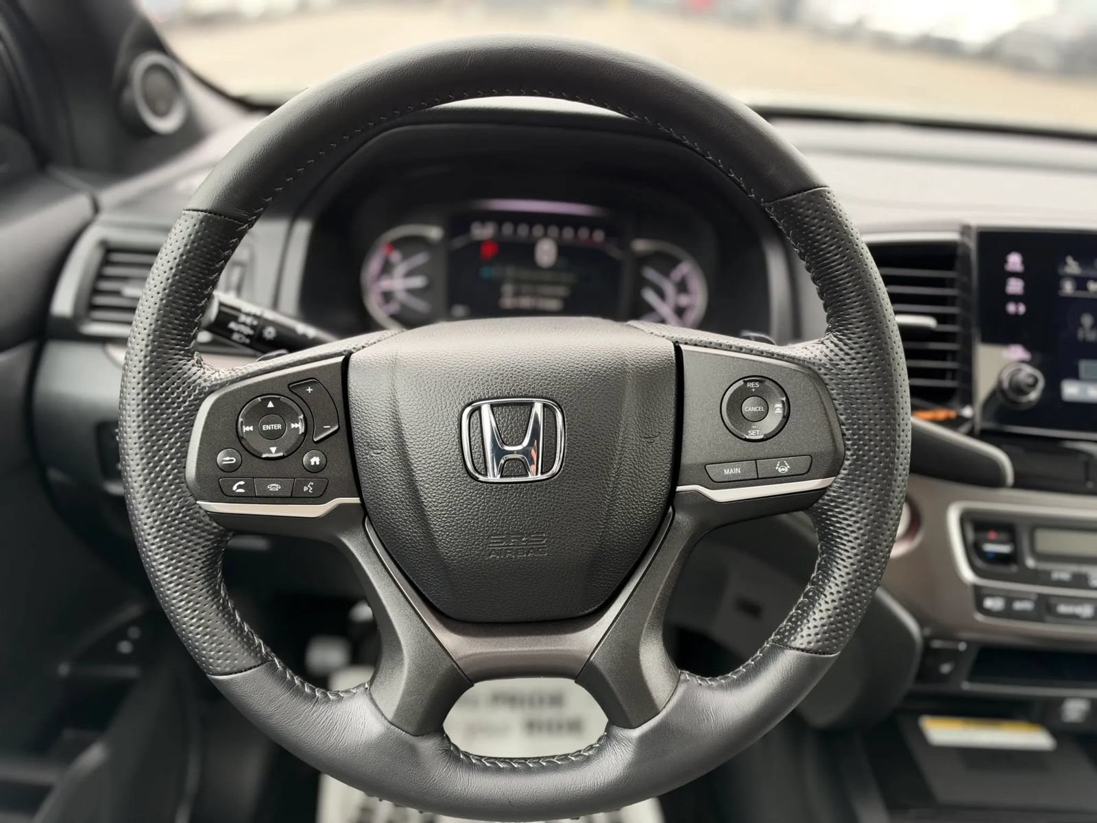 Used 2023 Honda Passport EX-L image 15