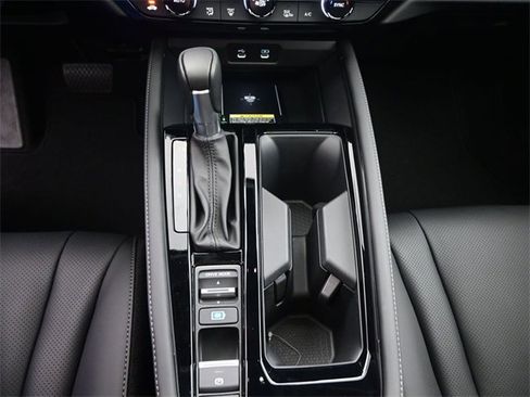 New 2025 Honda Accord Touring image 4