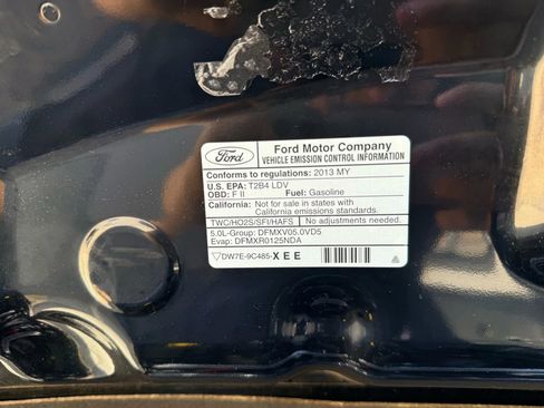 Used 2013 Ford Mustang GT Premium image 25