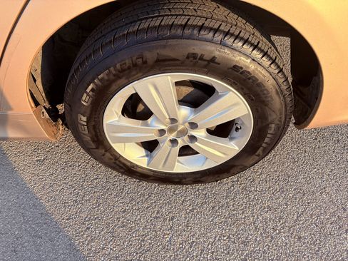 Used 2011 Toyota Corolla LE image 63