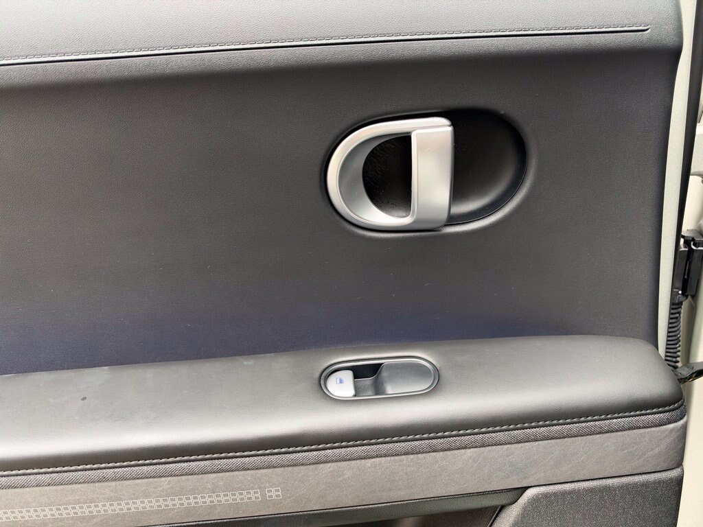 Certified 2024 Hyundai Ioniq 5 Limited AWD/4WD image 18
