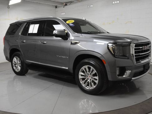 Used 2021 GMC Yukon SLT w/ SLT Luxury Plus Package RWD image 1