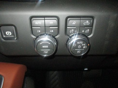New 2026 GMC Sierra 2500 Denali Ultimate AWD/4WD image 45