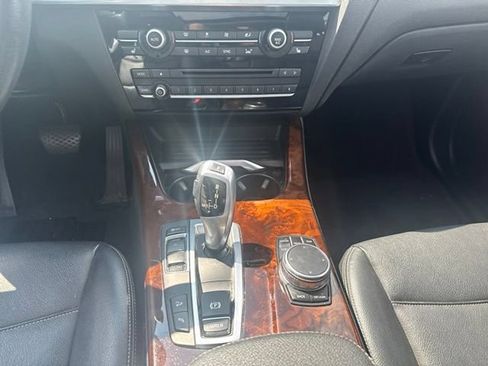 Used 2017 BMW X3 xDrive28i AWD/4WD image 21