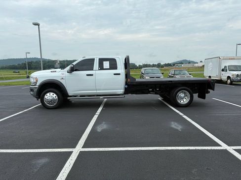Used 2024 RAM 4500 Tradesman w/ Chrome Appearance Group AWD/4WD image 2
