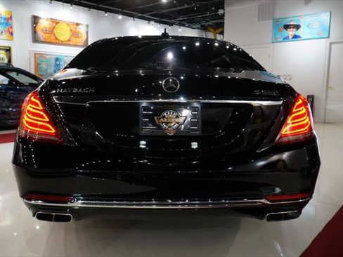 Used 2017 Mercedes-Benz Maybach S 550 4MATIC image 7