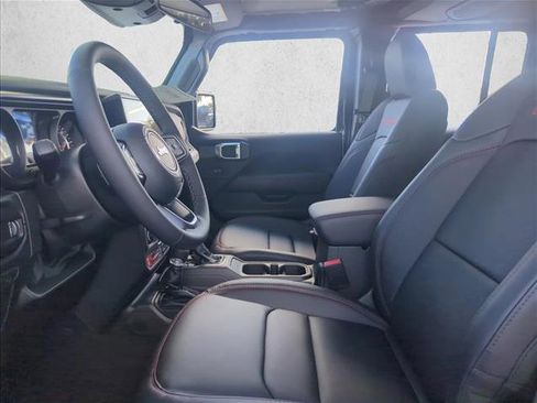 New 2026 Jeep Gladiator Rubicon w/ Steel Power Dome Hood Package AWD/4WD image 3