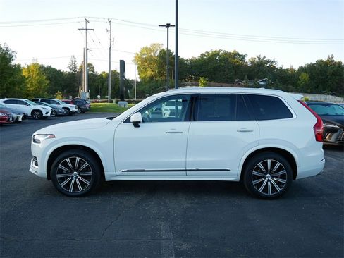 Used 2020 Volvo XC90 T6 Inscription image 3