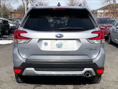 Certified 2024 Subaru Forester Touring w/ Pop Package 2 image 4