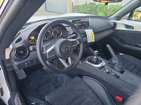 New 2026 MAZDA MX-5 Miata Club w/ Brembo/BBS Recaro Package RWD image 10
