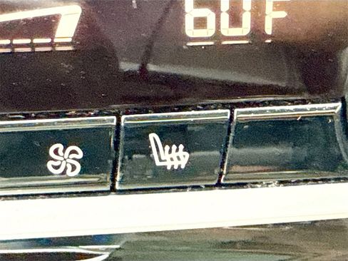 Used 2018 BMW 530e image 21